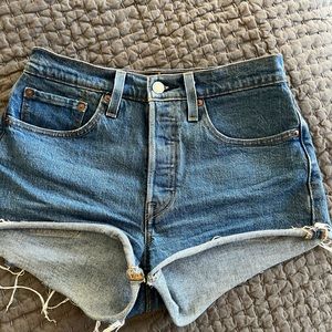 Levi 501 Jean Shorts